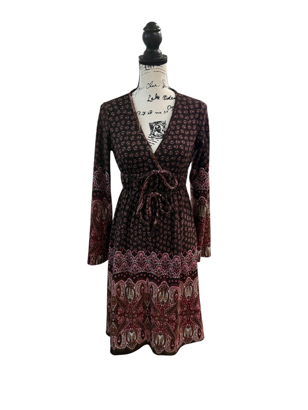 Jedzebel  Paisley Bell Sleeve Empire Midi Dress Brown/Pink Size  Small